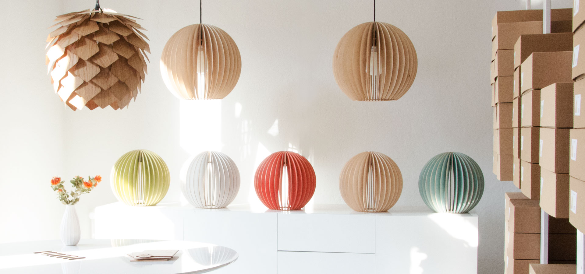 Lampen aus Holz IUMI DESIGn Studio